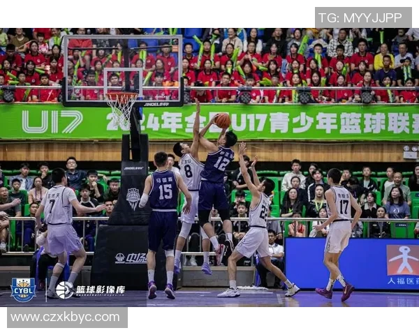 上海篮球队在城市联赛中的意识表现分析与点评